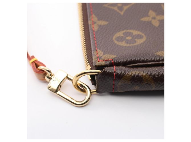 Bolso Louis Vuitton Pochette Accessoires Monogram Cherry Castaño Roja - vista 11