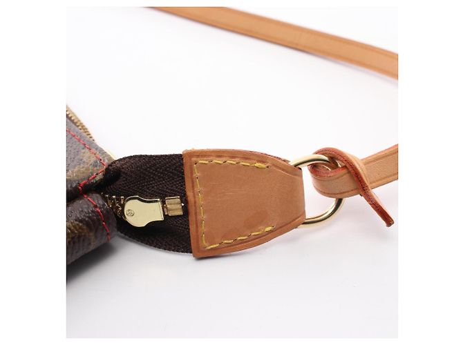 Bolso Louis Vuitton Pochette Accessoires Monogram Cherry Castaño Roja - vista 8