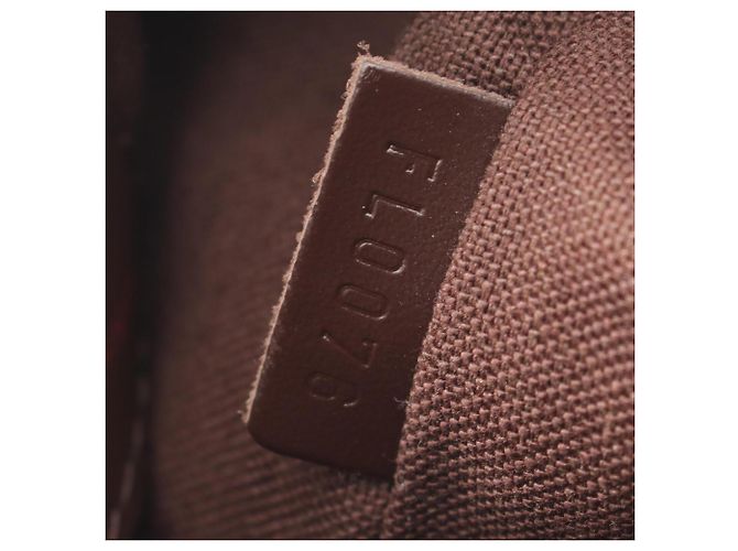 Borsa Louis Vuitton Pochette Melville Brown Marrone - vista 5