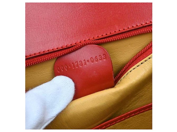 Gucci Vintage Convertible Bamboo Top Handle Leather Medium Rosso - vista 5