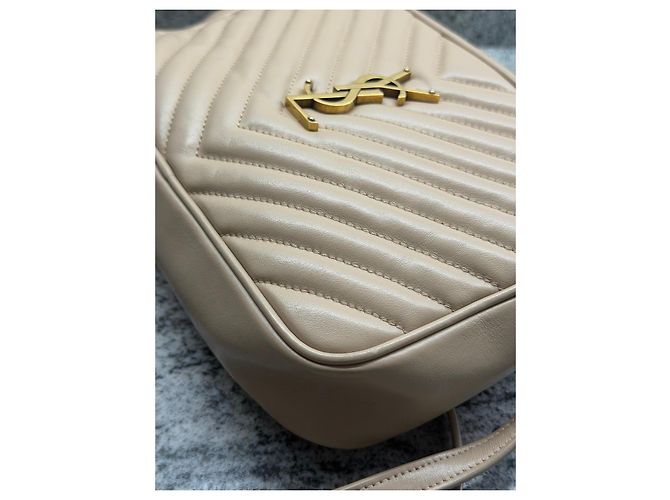 Saint Laurent Lou Camera Small Matelassé Chevron in pelle Beige - vista 5