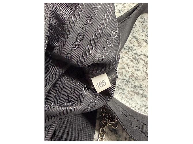 Prada Re-Edition 2005 Mini Borsa in Nylon Nero - vista 10