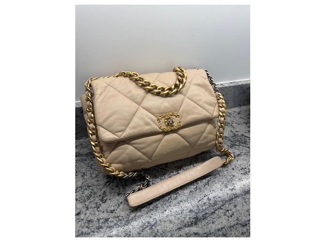 Borsa Chanel 19 Large Flap Beige in agnello - vista 3