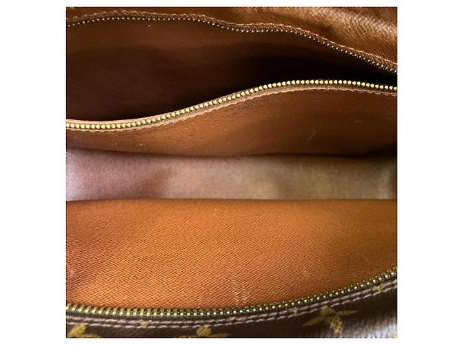 Borsa a Spalla Louis Vuitton Trocadero 30 Marrone Monogramma - vista 6