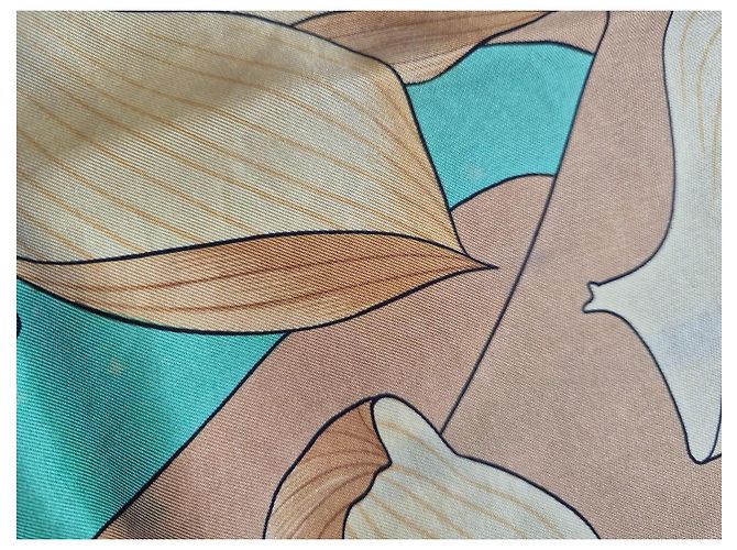 Hermès Seidentuch Fleurs de Lotus Grün Gelb - Ansicht 8