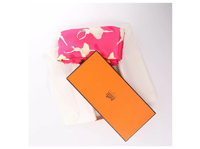Foulard in seta Hermès Carré 90 "La Dance ballet" Rosa - vista 13
