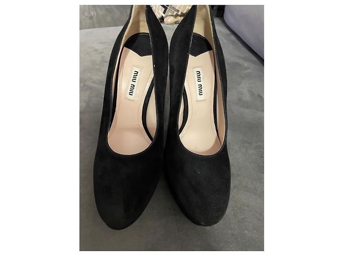 Miu Miu Décolleté con plateau in scamosciato nero - vista 3