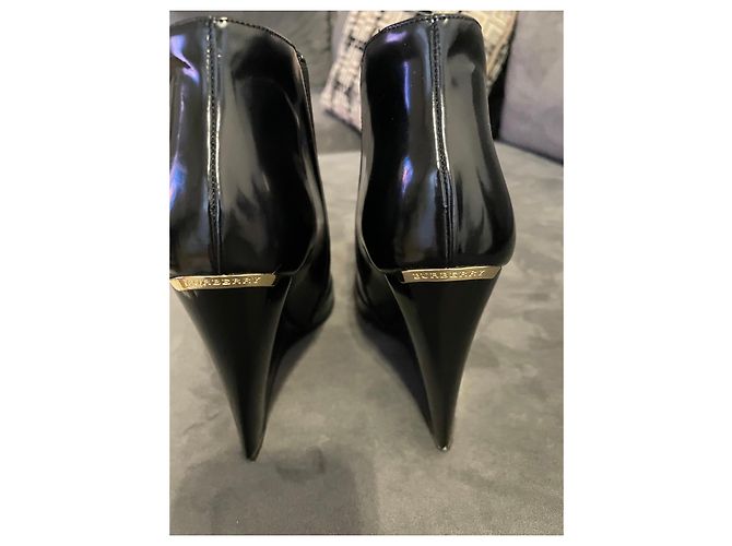 Burberry Botines de cuña en charol Negro - vista 3