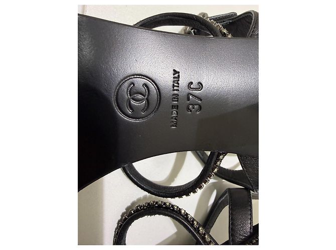 Chanel Sandali in raso nero cristalli tacco lucite - vista 12