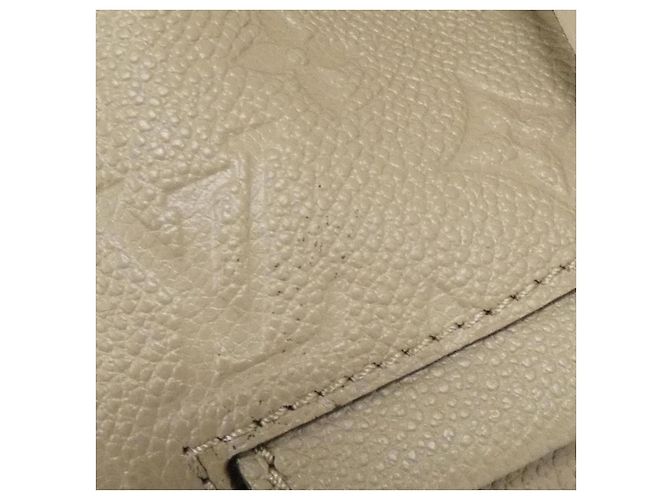 Louis Vuitton Monogram Empreinte Rucksack Beige - Ansicht 5