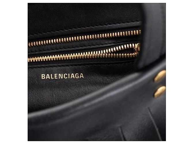Balenciaga Borsa Tote in Pelle Nera con Frange Nero - vista 4