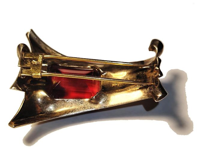 Autre Marque Spilla Clip Crown Trifari Argento Sterling e Vetro Rosso D'oro - vista 8