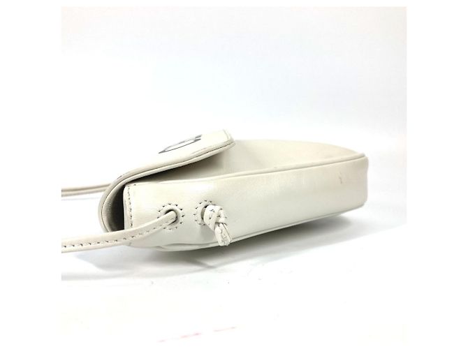 Céline Borsa a tracolla pochette Celine Triangle Logo Nero Bianco - vista 3