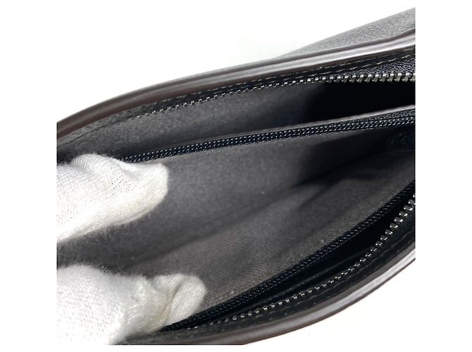 Clutch in pelle nera Cartier C de Logo Nero - vista 13