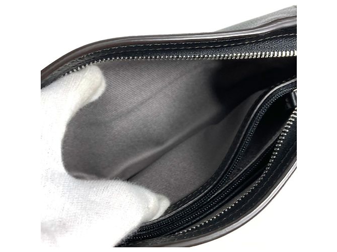 Clutch in pelle nera Cartier C de Logo Nero - vista 2