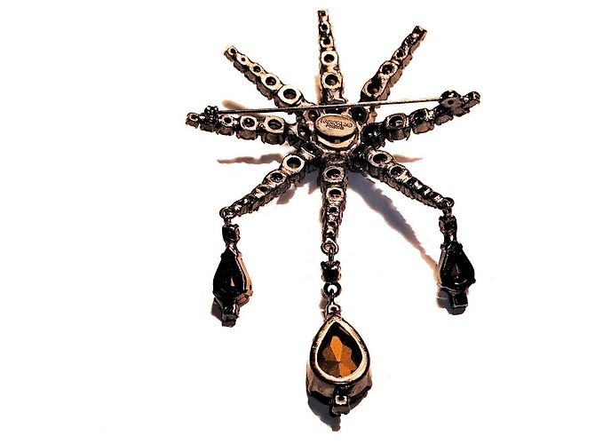 Broche Rochas Paris Starburst em strass Preto - vista 7