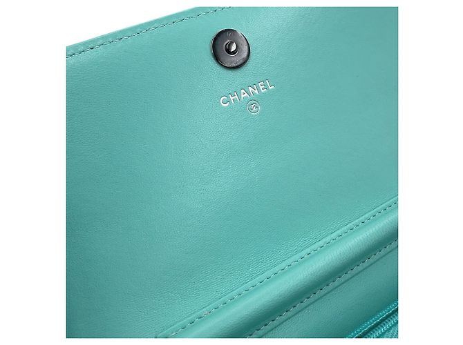 Portafoglio con catena/spalla Chanel in nero e turchese - vista 8