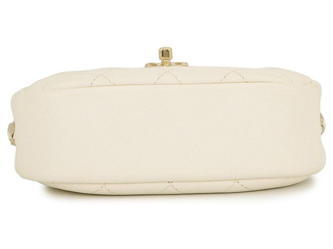Camera Borsa a tracolla in pelle avorio Chanel Crudo - vista 3