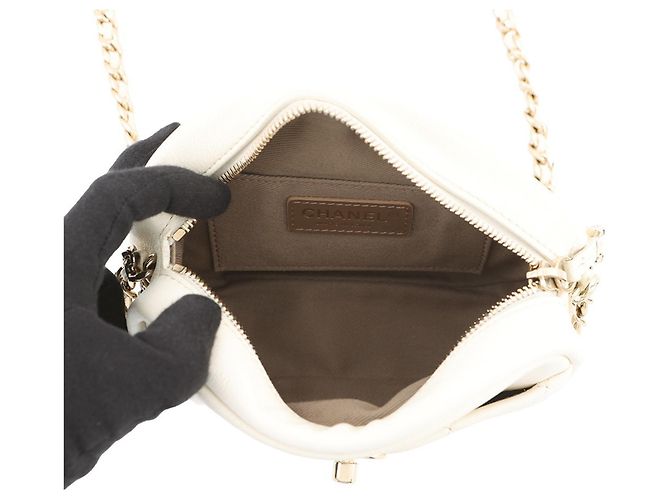 Camera Borsa a tracolla in pelle avorio Chanel Crudo - vista 5