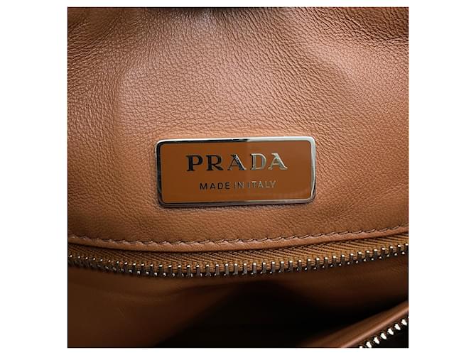 Borsa a tracolla Prada Vitello Daino Marrone - vista 16
