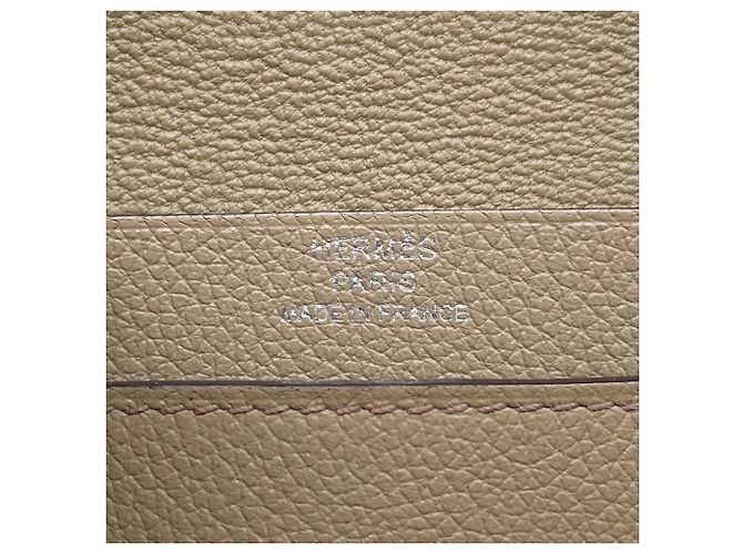 Hermès Tarjetero Hermes en Alezan y Beige Castaño - vista 9
