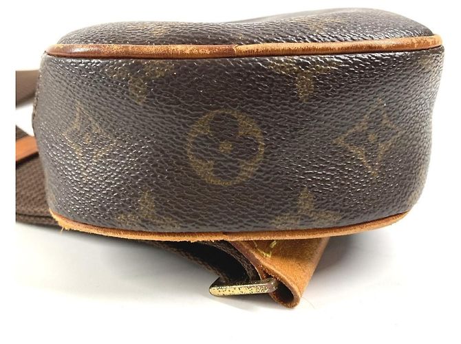 Borsa Pochette Gange Monogram Louis Vuitton Marrone Monogramma - vista 4