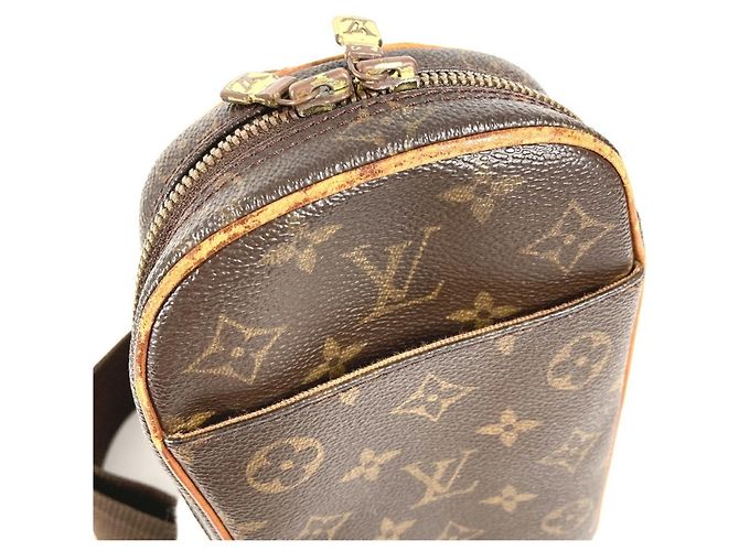 Borsa Pochette Gange Monogram Louis Vuitton Marrone Monogramma - vista 7