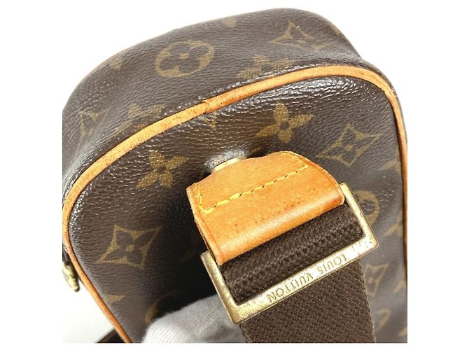 Borsa Pochette Gange Monogram Louis Vuitton Marrone Monogramma - vista 8