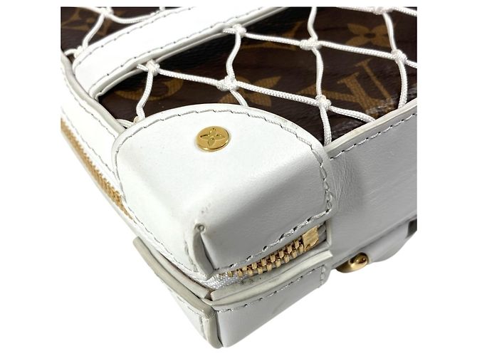 Louis Vuitton M80102 LV × NBA Soft Trunk Phone Box Crossbody Bag Castaño Blanco Monograma - vista 12