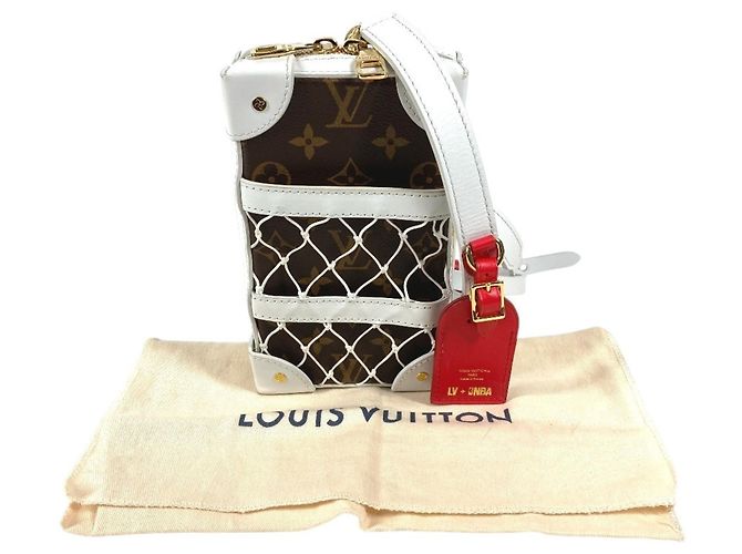 Louis Vuitton M80102 LV × NBA Soft Trunk Phone Box Crossbody Bag Castaño Blanco Monograma - vista 6