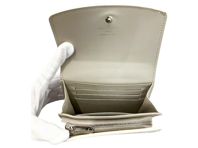 Portafoglio Louis Vuitton Portefeuille Iris Compact Bi-fold Bianco - vista 3