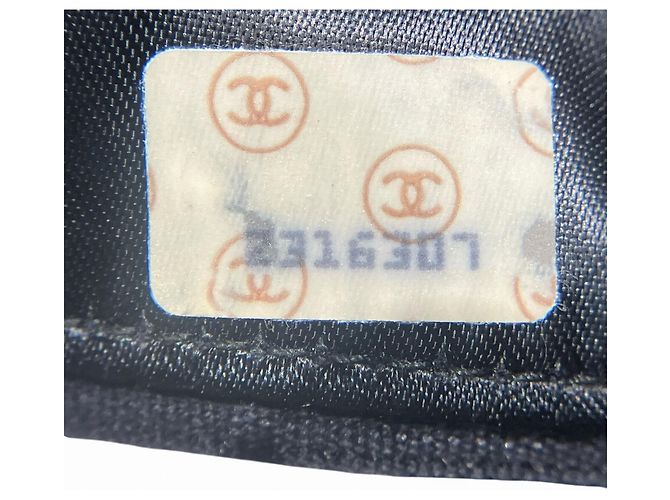 Borsa a tracolla Chanel Matelassé in agnello Nero - vista 9
