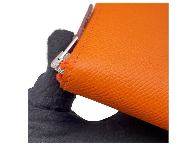 Hermès Cartera compacta de seda Hermes Azap en cuero Epsom naranja - vista 5