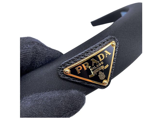 Cerchietto in Re-Nylon con triangolo Prada Nero - vista 8