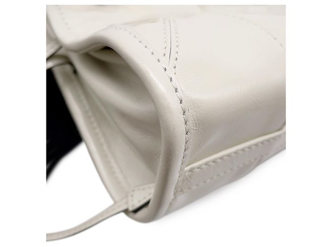 Prada Bonnie Mini Leder Dreieck Handtasche Weiß - Ansicht 8