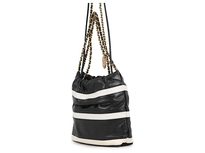 Borsa Chanel CHANEL22 Mini Coco Mark Nero Bianco - vista 2