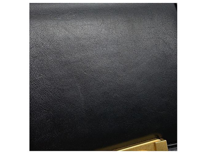 Borsa a tracolla Chanel Boy AS3018 in pelle nera Nero - vista 11