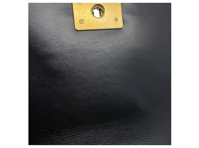 Borsa a tracolla Chanel Boy AS3018 in pelle nera Nero - vista 14