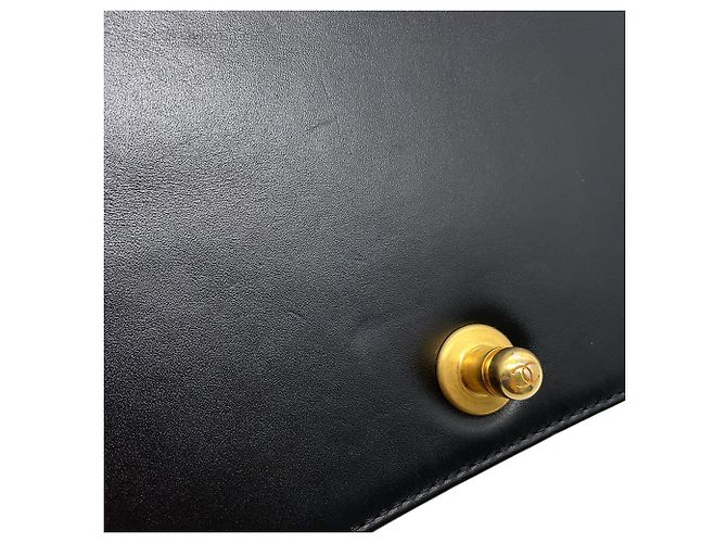 Borsa a tracolla Chanel Boy AS3018 in pelle nera Nero - vista 7