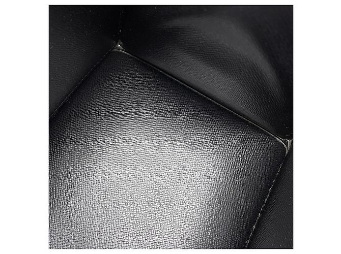 Borsa Triangle Epi Louis Vuitton Nero - vista 10