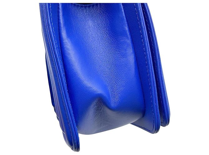 Borsa a tracolla Chanel Boy Small Matelassé Blu - vista 14