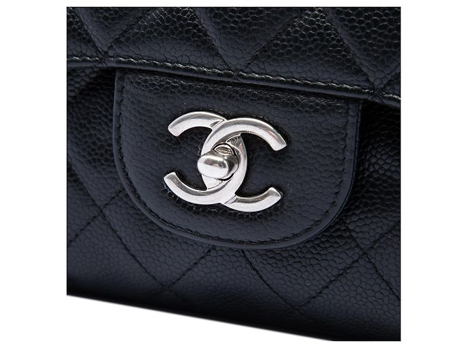 Chanel Black Jumbo Classic Caviar Double Flap Nero - vista 5