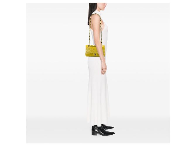 Chanel Giallo Medium Classic Velvet Double Flap - vista 6