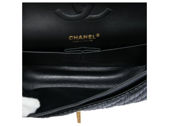 Chanel Black Medium Classic Chevron Calfskin Pleated Double Flap Preto - vista 4