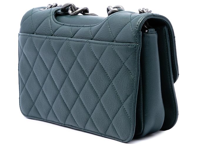 Chanel Green Medium Quilted Goatskin Perfect Edge Flap Verde Verde scuro - vista 2