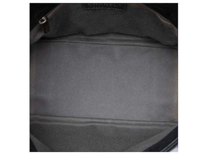 Chanel Black Iridescent Calfskin Glint Accordion Flap Nero - vista 4