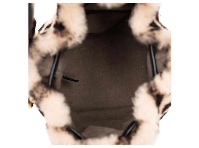 Fendi Borsa a secchiello Mini Zucca Shearling Mon Tresor Beige - vista 4