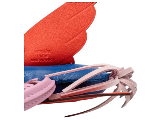 Charm per borsa Hermès Blue Milo in agnello e Swift Grigri Rodeo Pegase PM - vista 3