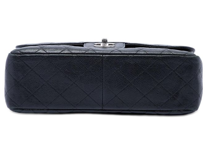 Chanel Black Jumbo Classic Caviar Double Flap Nero - vista 3
