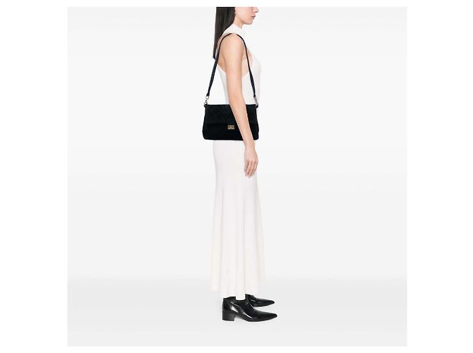 Bolsa de ombro Chanel Black CC em camurça acolchoada Preto - vista 5